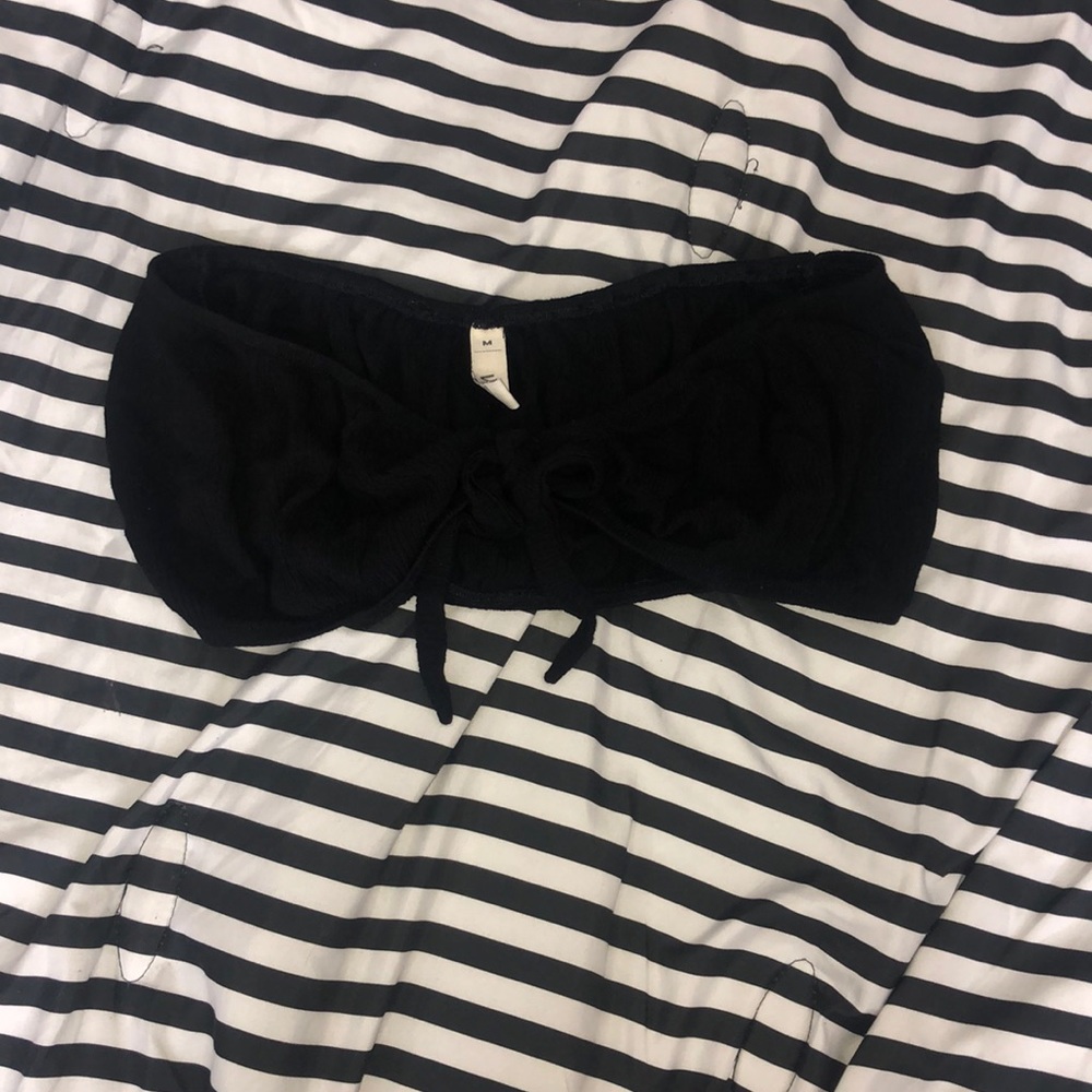 black bow top
